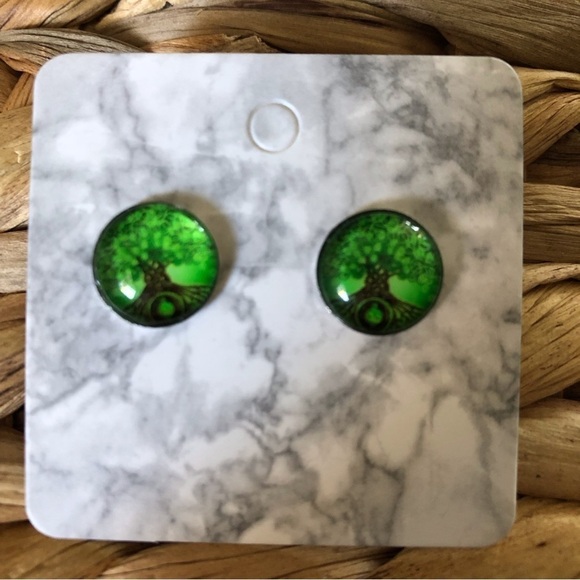 Handmade Green Tree of Life artist stud earrings - Picture 1 of 2